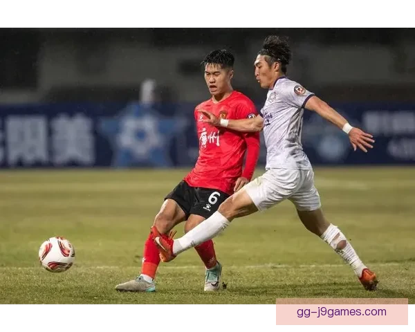 广州队冲击失败遗憾无缘升级球迷期待落空引发热议 广州队冲击失败遗憾无缘升级球迷期待落空引发热议